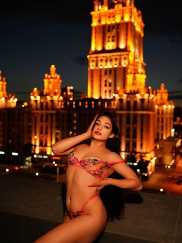 Полина